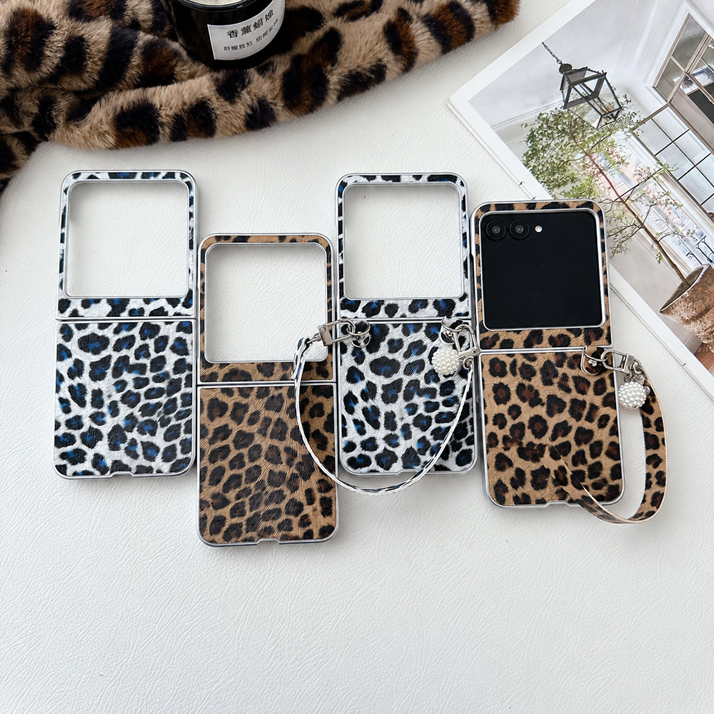 Women'S Vintage Accessories - حافظة هاتف قابلة للطي بطبعة جلد