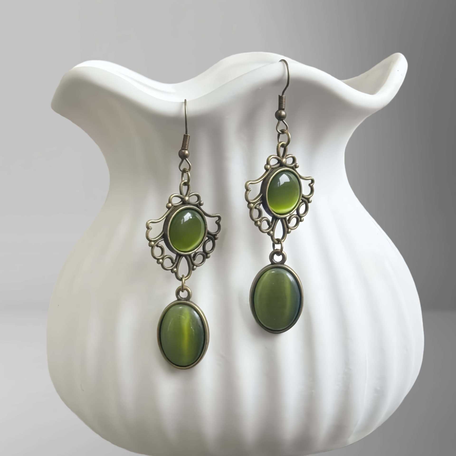 أقراط متدلية من الأوبال الأخضر - مراجعة Women'S Victorian Era Accessories وسعره